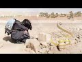 أم اه إن ي عند قبرك واقف