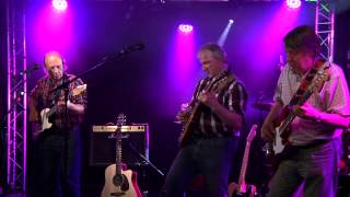 "Travellin Band"  creedence clearwater revival cover band Show case:  Travellin Band chords