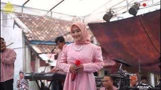 SAJADAH MERAH - SALMA (Live Show)