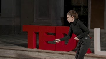 Calcium Hydroxide the material that immortalized human kind. | Daniela Murphy | TEDxLUCCA