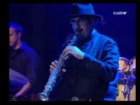 Si tu no Bailas Conmigo-Juan luis Guerra