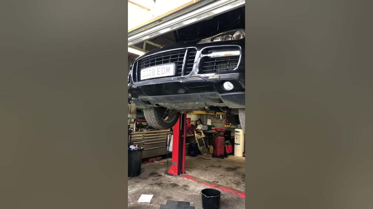 Porsche Cayenne Turbo PDCC chassis warning fault. YouTube