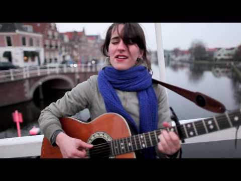 Haarlem music sessions - Eefje de Visser: Herinneringendingen