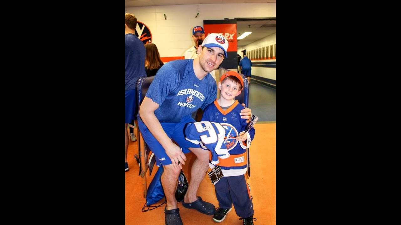 PK Meets The Islanders - March 2015 - YouTube