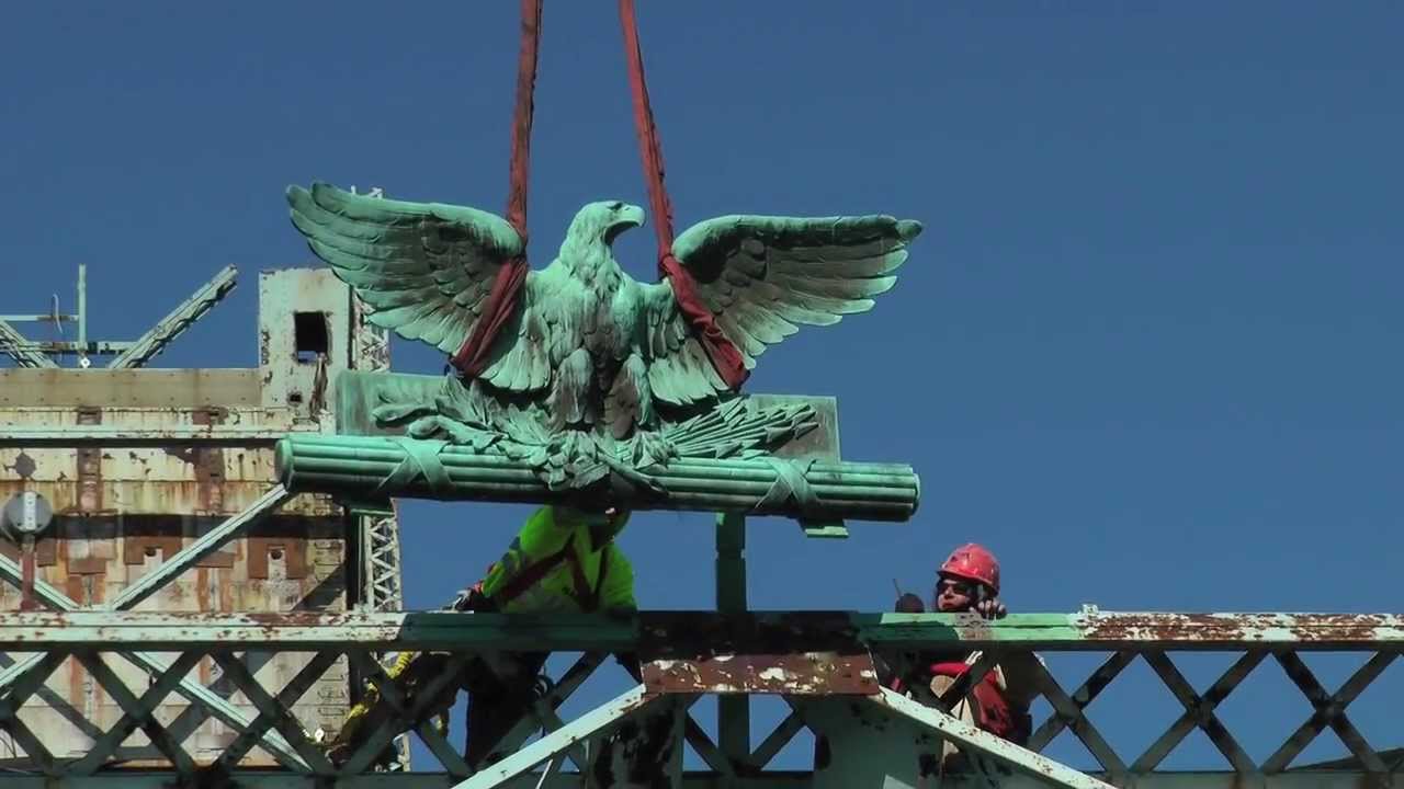 Memorial Bridge Eagle Comes Down
