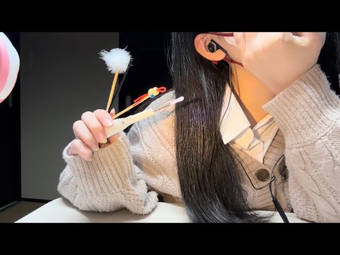 【ASMR】自分の耳で耳介を耳かき【囁き声】