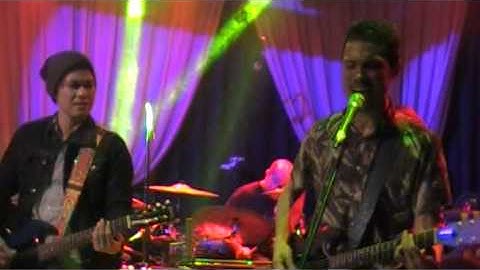 Sandwich - #sandwich15 - selos [live at 19 east sucat 9-14-13]