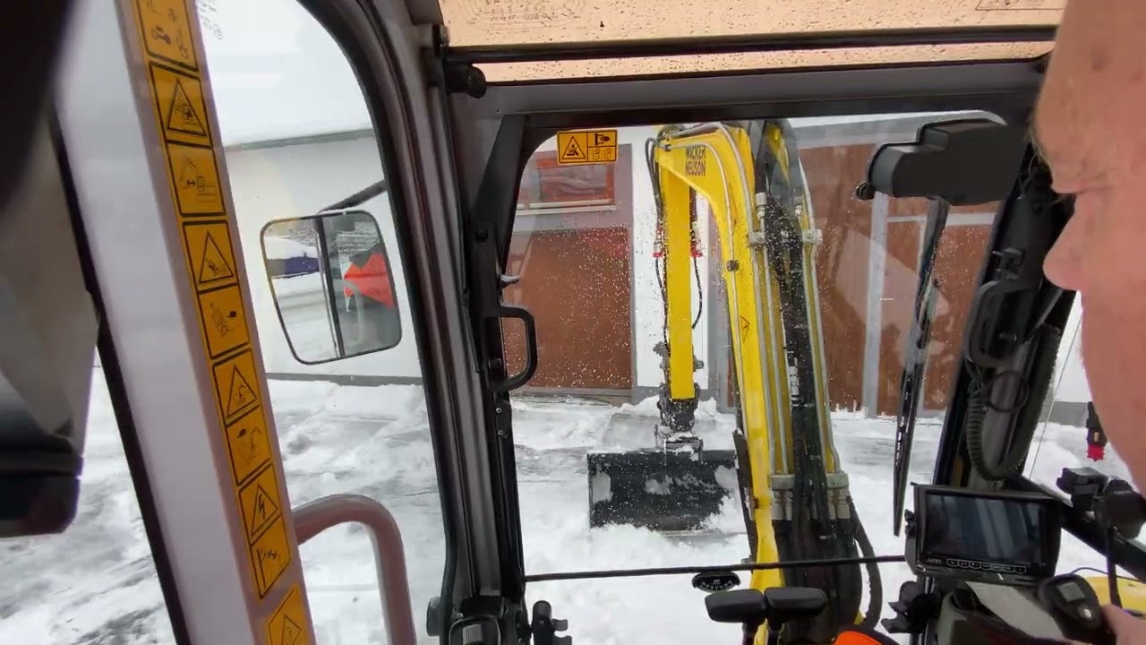 Schneeräumen- Minibagger Wacker Neuson EZ 38 VDS_ 79 /#excavator