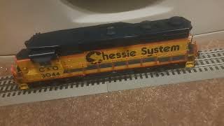 Lionel - 6-28559 - Legacy Chessie C&O Gp30 - Running Demo