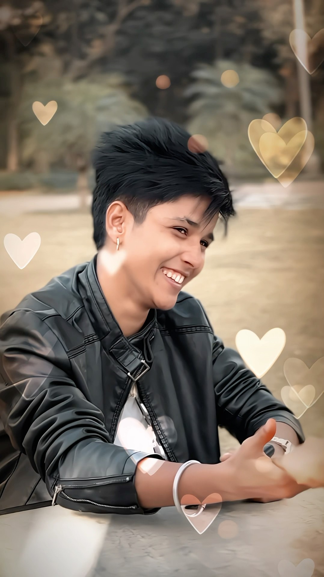 Apne pyar ke sath bure waqt me Hona jaruri hain ❤️?? #love #rajjufam #ytshort #shorts #shortsviral
