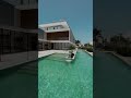 Mansão triplex de luxo na Barra da Tijuca disponível para venda. | 5 suites | 1.620m2 | R$ 15 M