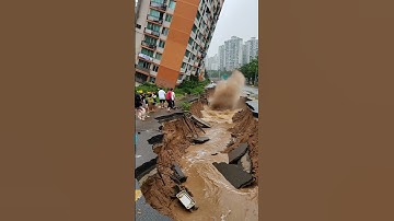 🌊 Apartment collapse disaster caused by flooding and destruction! 😱🏚️ #FloodDisaster