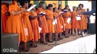 Banja Loyera Choir 1 ... ndine mkhritu.. live  performance