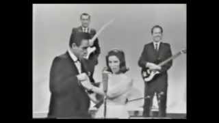 Johnny Cash & June Carter - 1967 [Raro] chords