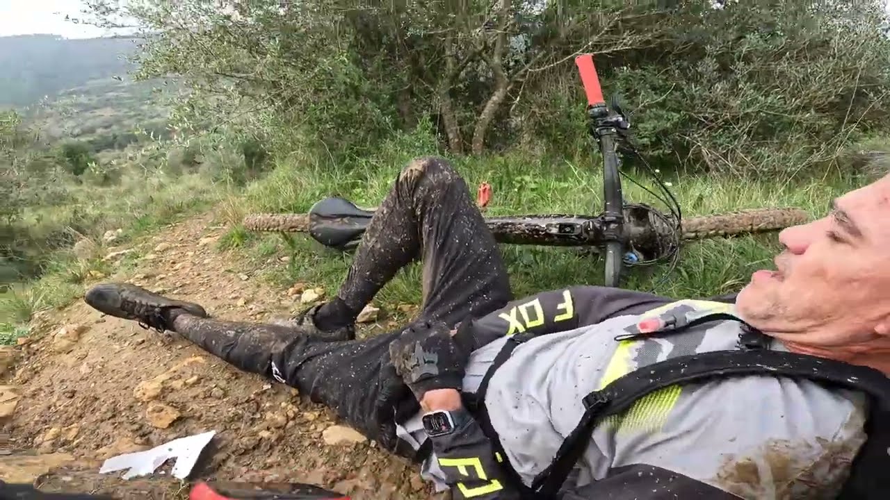 MTB-MUDDY STONES