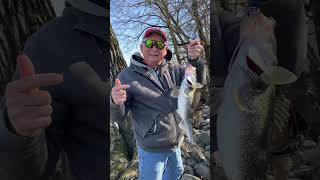 Ray catches nice Saugeye in Scioto River