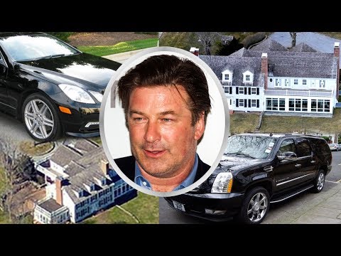 Video: Alec Baldwin Kekayaan Bersih: Wiki, Menikah, Keluarga, Pernikahan, Gaji, Saudara