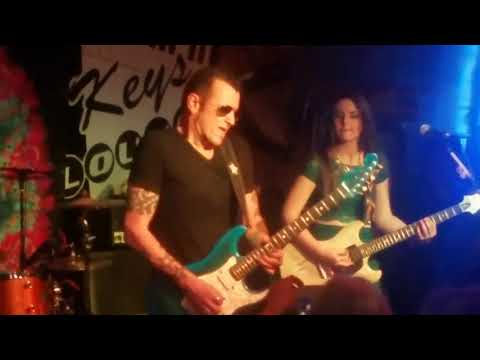 Gary Hoey And Ally Venable --- Going Down