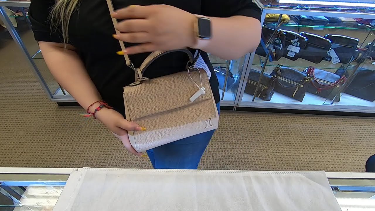 Louis Vuitton, Cluny MM Bag, Epi, Review