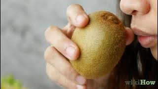 How to Tell if a Kiwi Is Ripe