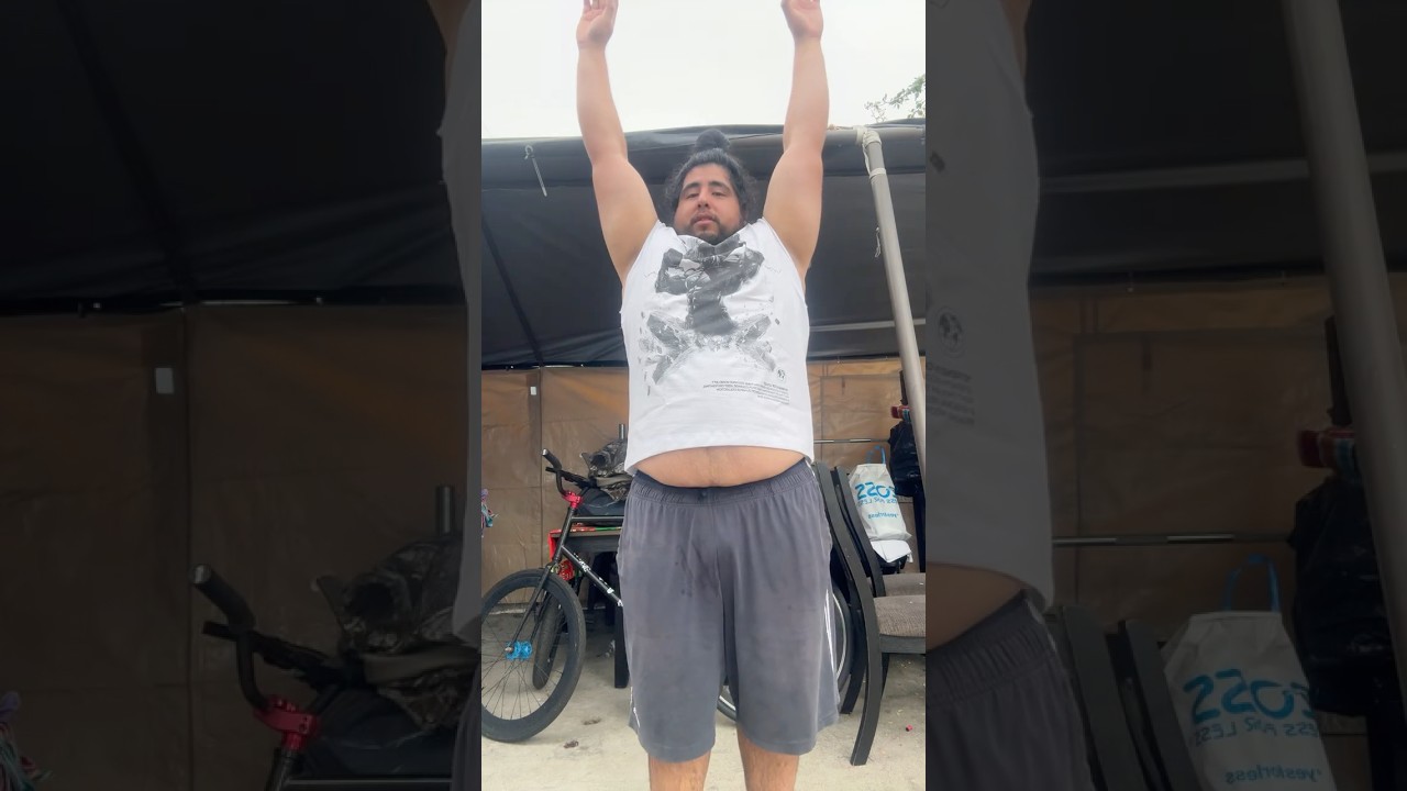 Ларри Уилс, эти футболки НЕ большого размера? У меня размер 2XL, а длина недостаточна. Вертикальн...