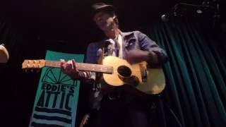 Travis Meadows "Underdogs"