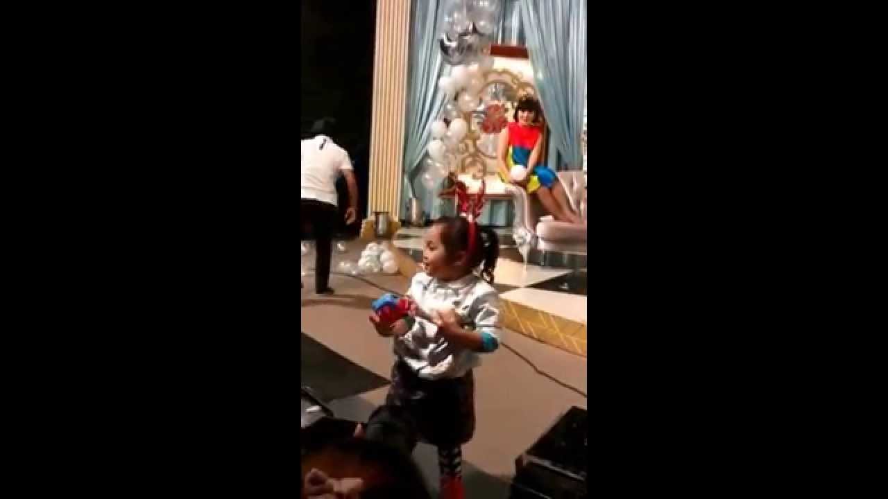 12172014: Fancam วันใหม่ เจมส์จิ บอยปกรณ์ สามแซ่บ