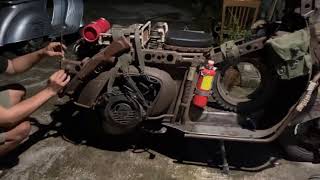 Download Lagu Vespa Rosok Modif Unik Persiapan Touring MP3