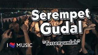 Serempet Gudal - Tersenyumlah (Official Music Video) chords