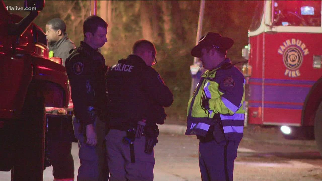 Ambulance driver facing charges after deadly crash | Body cam video ...