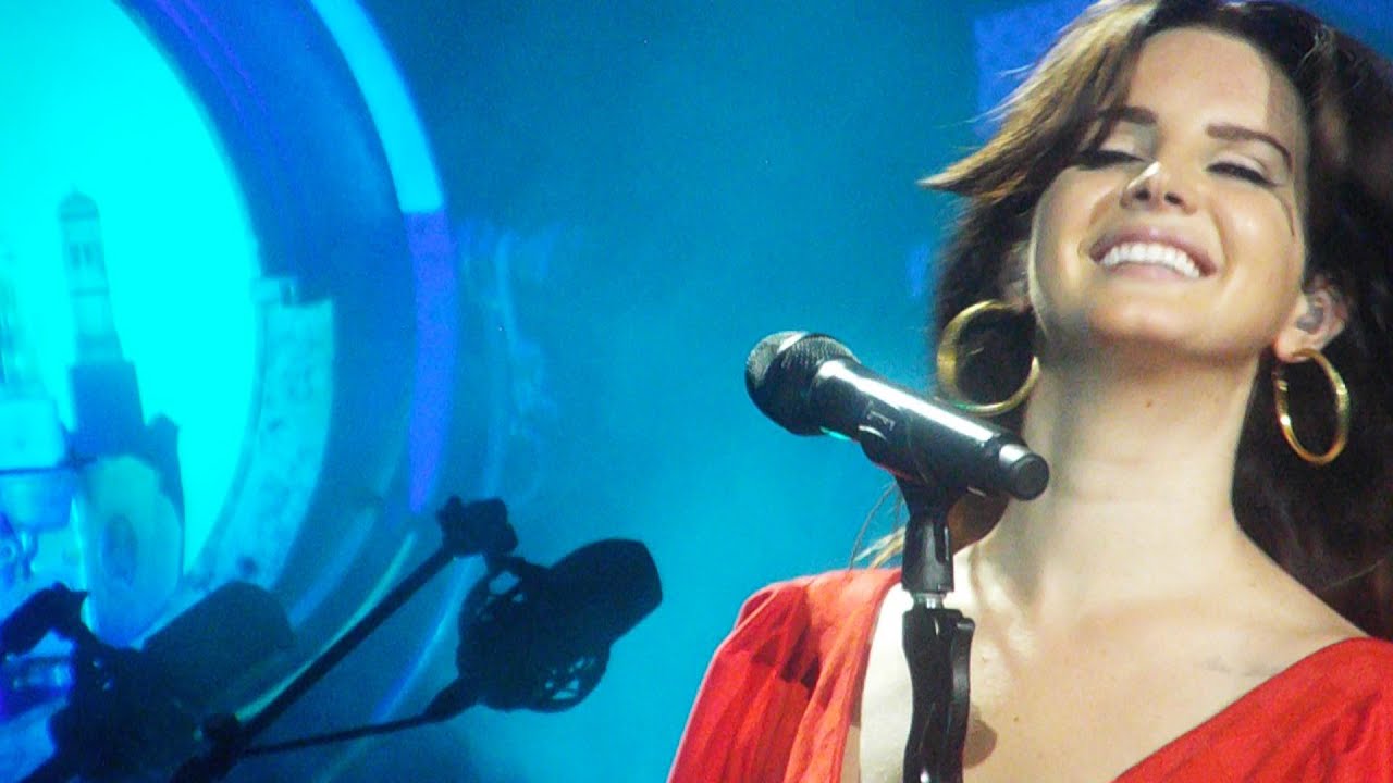 Lana Del Rey - Brooklyn Baby  LIVE HD (2015) Jiffy Lube Live
