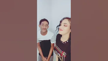 آية أفرو تعود لإثارة الجدل بوصلة رقص مثيرة مع شقيقها 