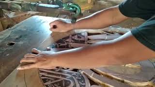 proses ukir kaligrafi ukir kayu jati jepara