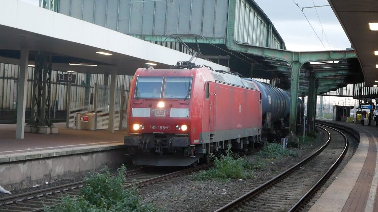 Züge in Duisburg HBF (FULL HD)