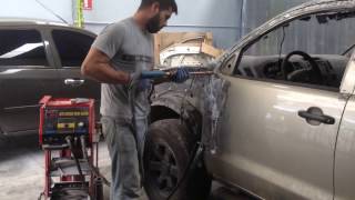 Proceso de Reparación Puerta Toyota Hilux