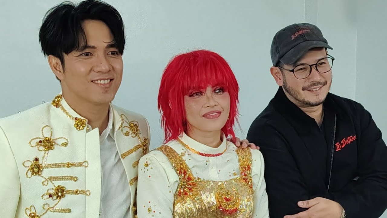 Director JOHN PRATS After the KZ TJ IN BETWEEN Concert 