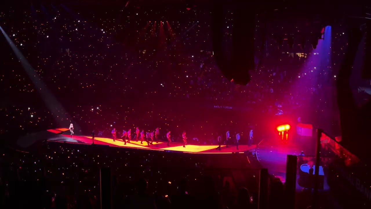 Applause & Just Dance - The Mayhem Ball - Lady Gaga - Los Angeles.