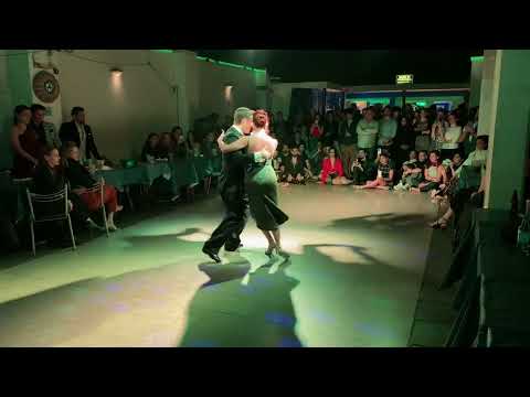 Vanesa Villalba y Facundo Piñero en Juernes Milonga (2/3)