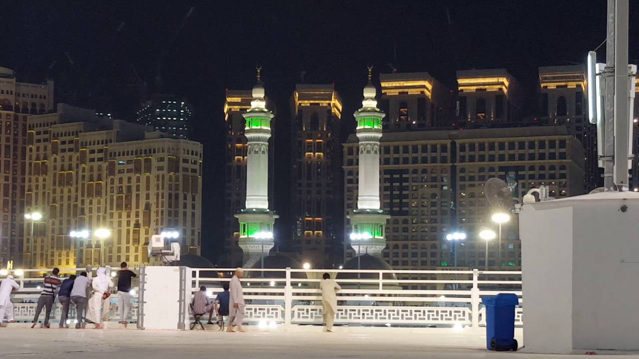 أذان العشاء من المسجد الحرام | ١٢ محرم ١٤٣٨ | للشيخ هاشم السقاف