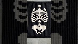 Quick behind-the-scene of making my favorite skeleton macrame