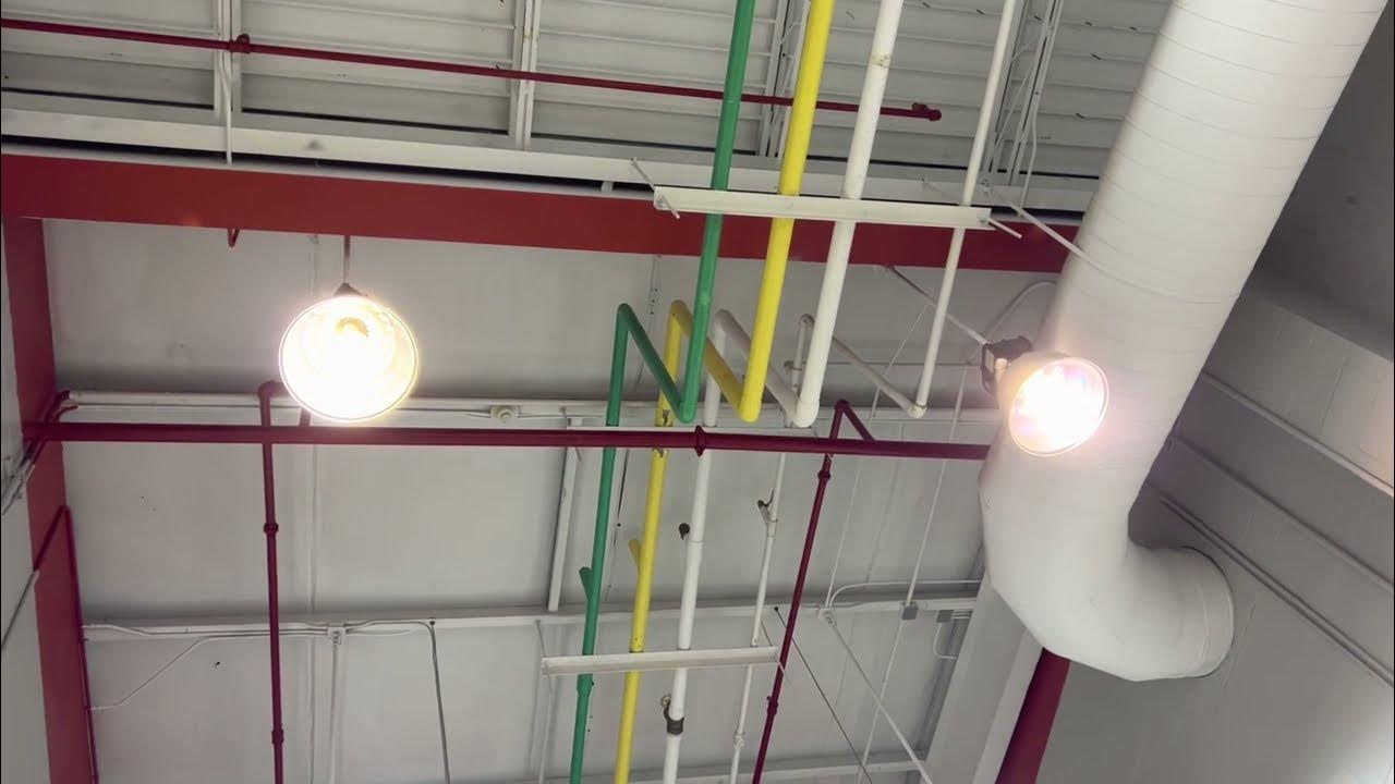 LOUD BUZZING 400W Metal Halide High Bay Lights! YouTube