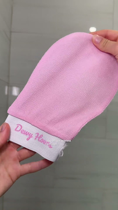 Jika Anda masih menggunakan lulur badan… sekarang saatnya untuk beralih🤩