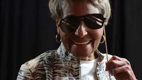 Joan Lyons 1930-2014