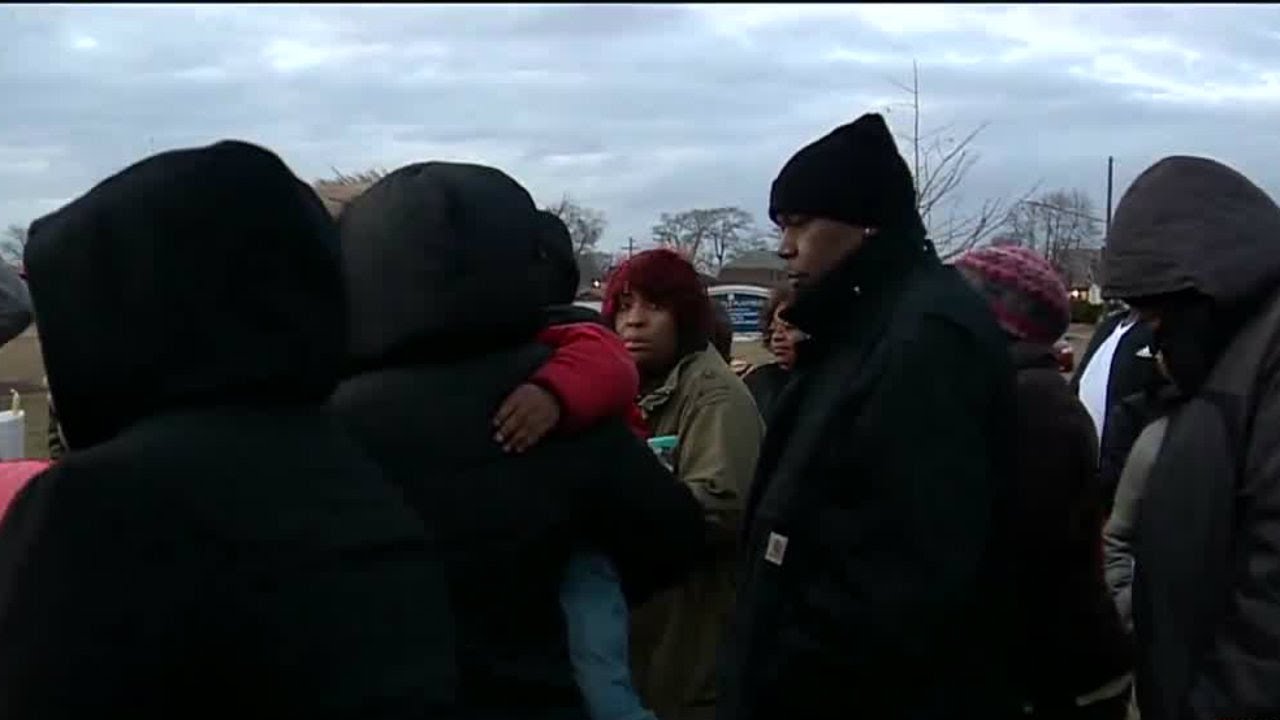 Vigil held for mother shot and killed - YouTube