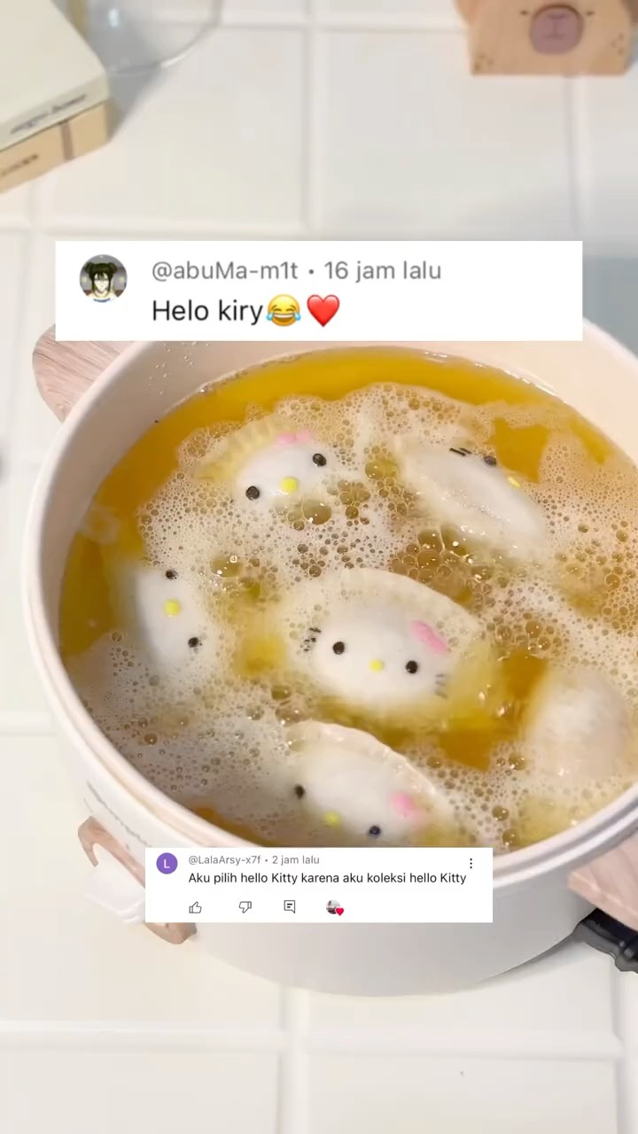 WHATT⁉️⁉️ CIRENG HELLO KITTY???