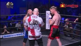 Mark Aubek Vs Dean Robinson BKB Bad to the Bone on 11th November down in a sold out arena.