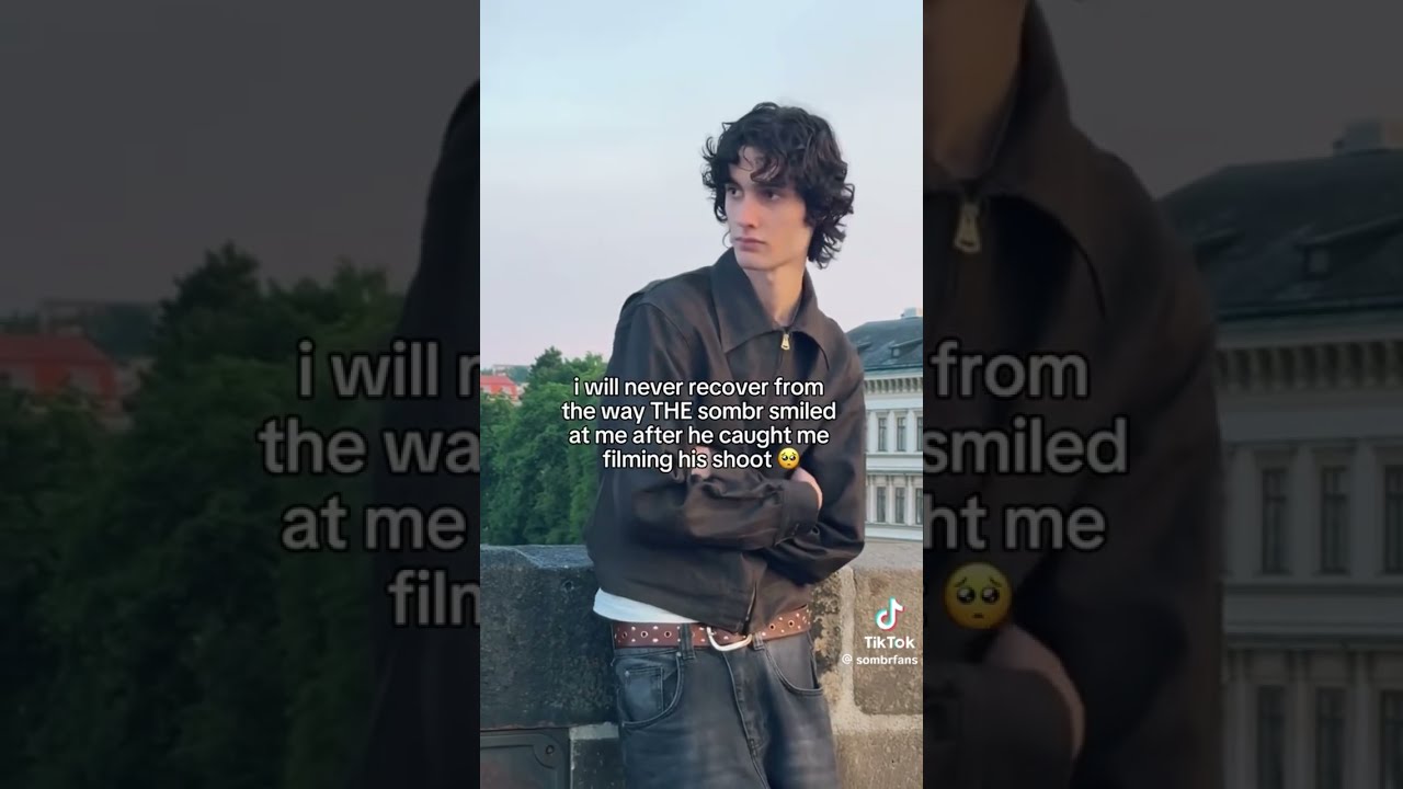 He’s so cute ^^#lol #singer #ilovesombr #songlyrics #viral #viralvideos #shorts #shortsviral #sombr