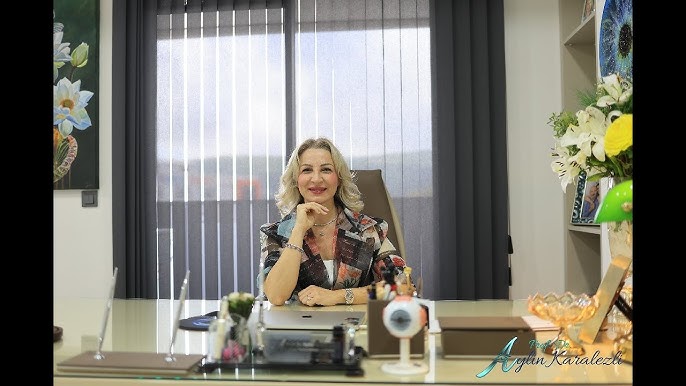 Kollejdagi qizlar hojatxonasida yashirin kamera kozdan kechirmoqda