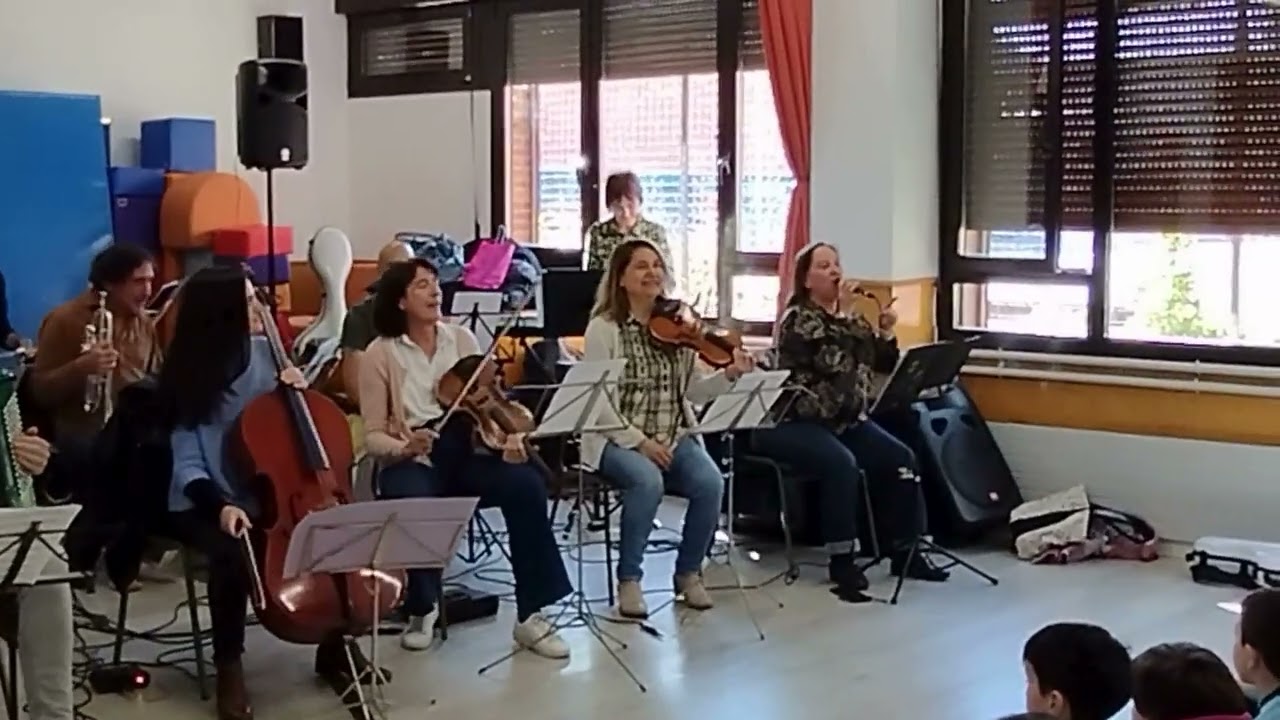 MUSIKA ESKOLAK ALAITZEN ESKAINITAKO KONTZERTUA 2024