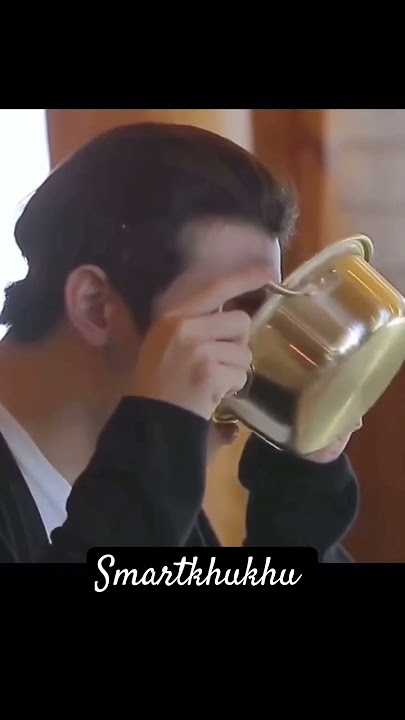 eunwoo eating ramyeon how 😋🤤 #chaeunwoo #bts #astro #aroha #kdrama #btsarmy #kpop #dongmin #eunwoo
